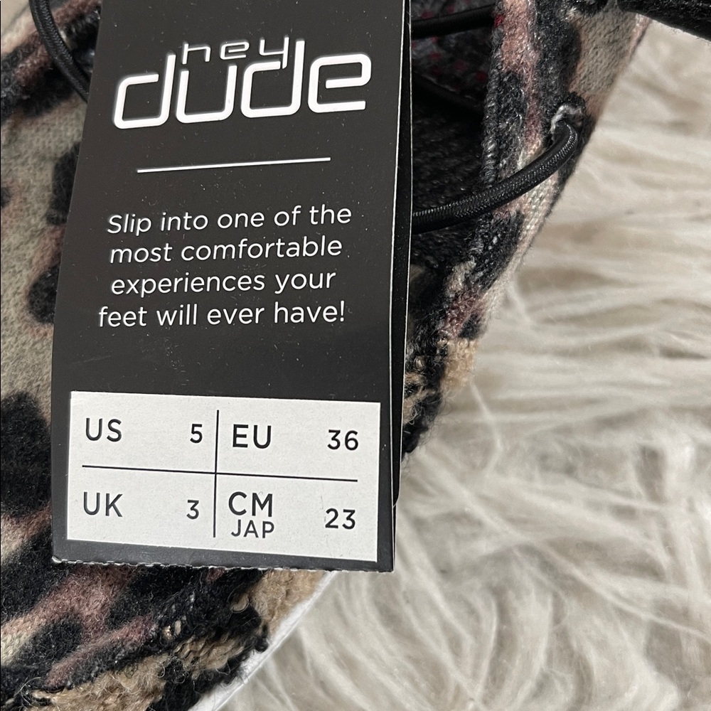 HEY DUDE Wendy Patchwork Java Animal Print Lightw… - image 12